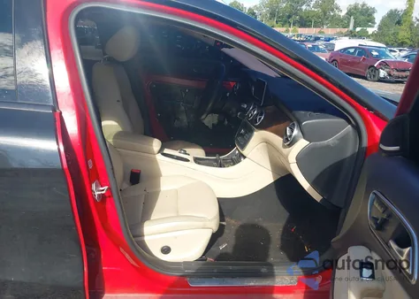 2015 Mercedes-Benz Gla 250 z USA, uszkodzony, nr VIN WDCTG4EB1FJ131770